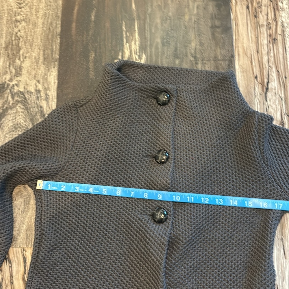 Piko Sweater - Picture 5 of 9